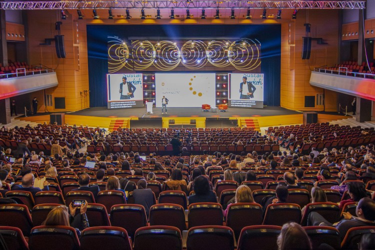 Driving growth through sustainable marketing